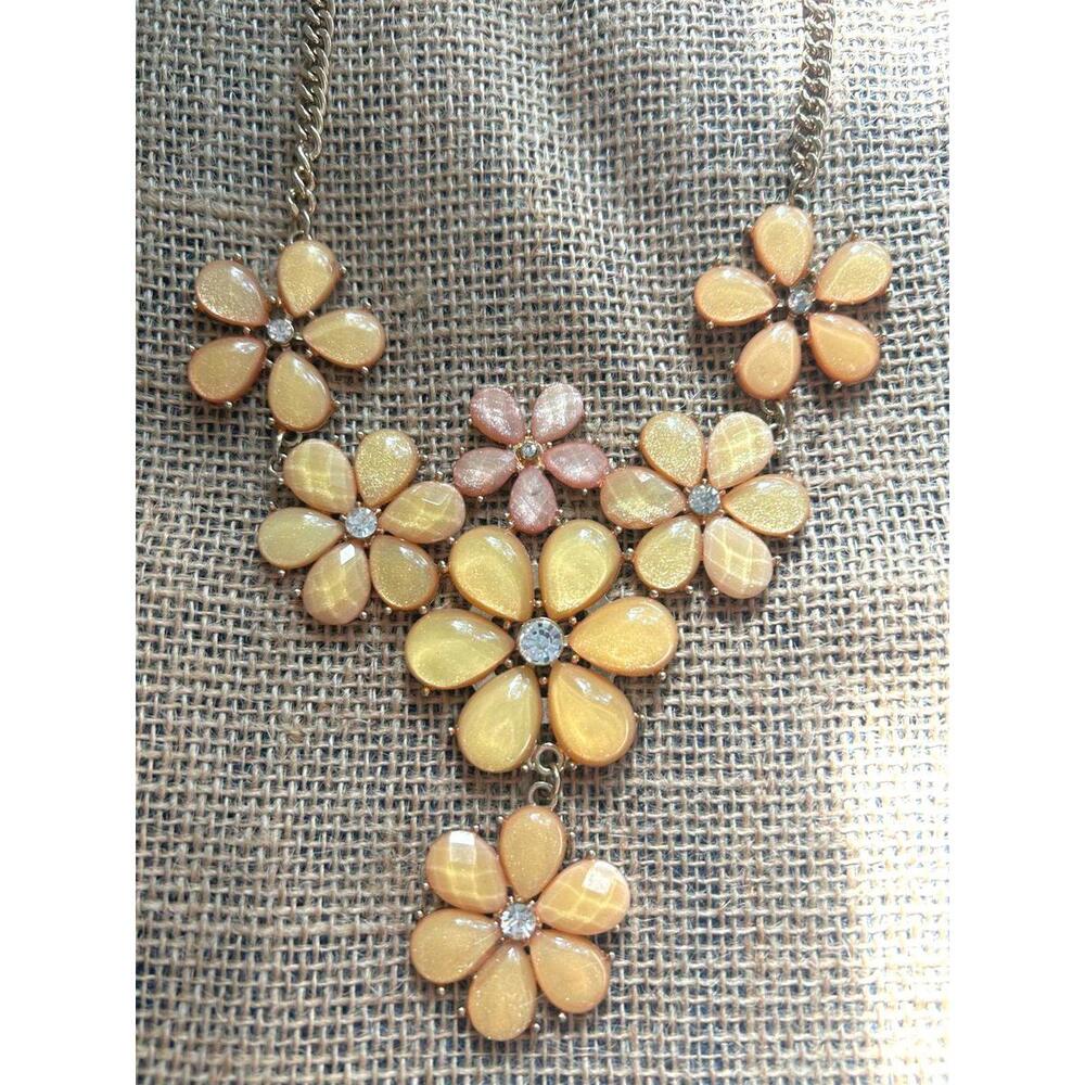 Vintage Floral Statement Necklace Coquette Gold Tone Y2K Glam